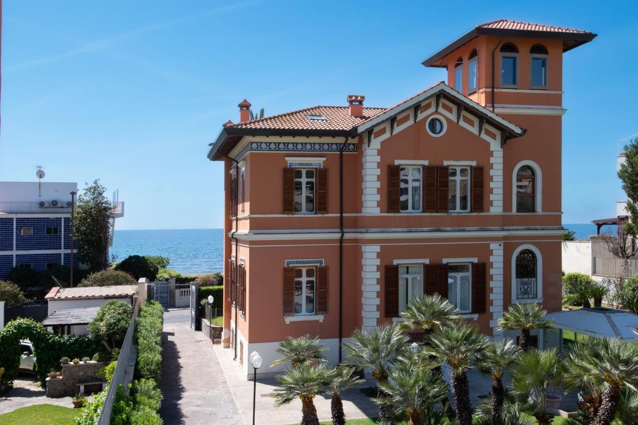 Palazzo Moresco サンタ・マリネッラ エクステリア 写真