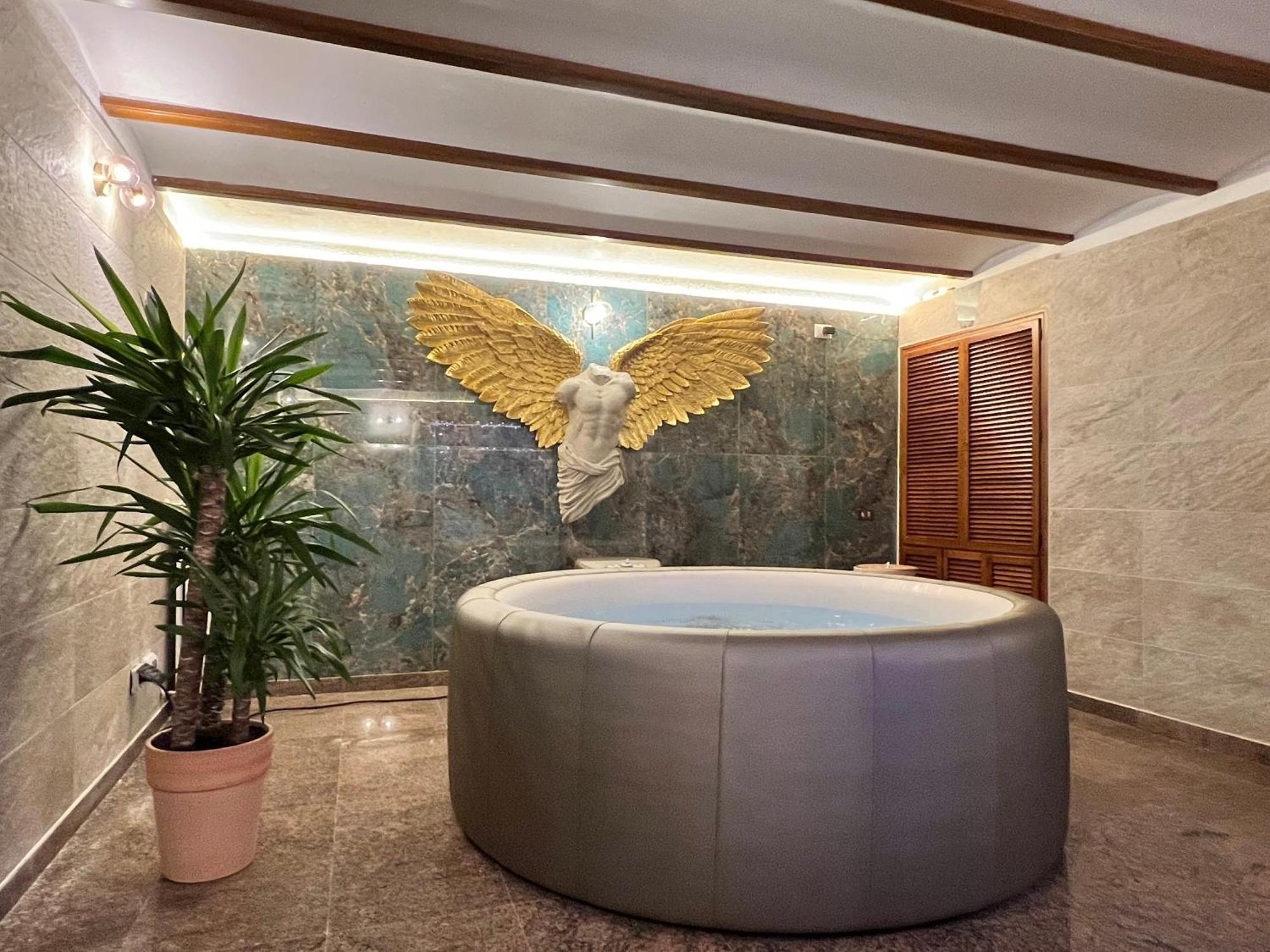 Palazzo Moresco サンタ・マリネッラ エクステリア 写真